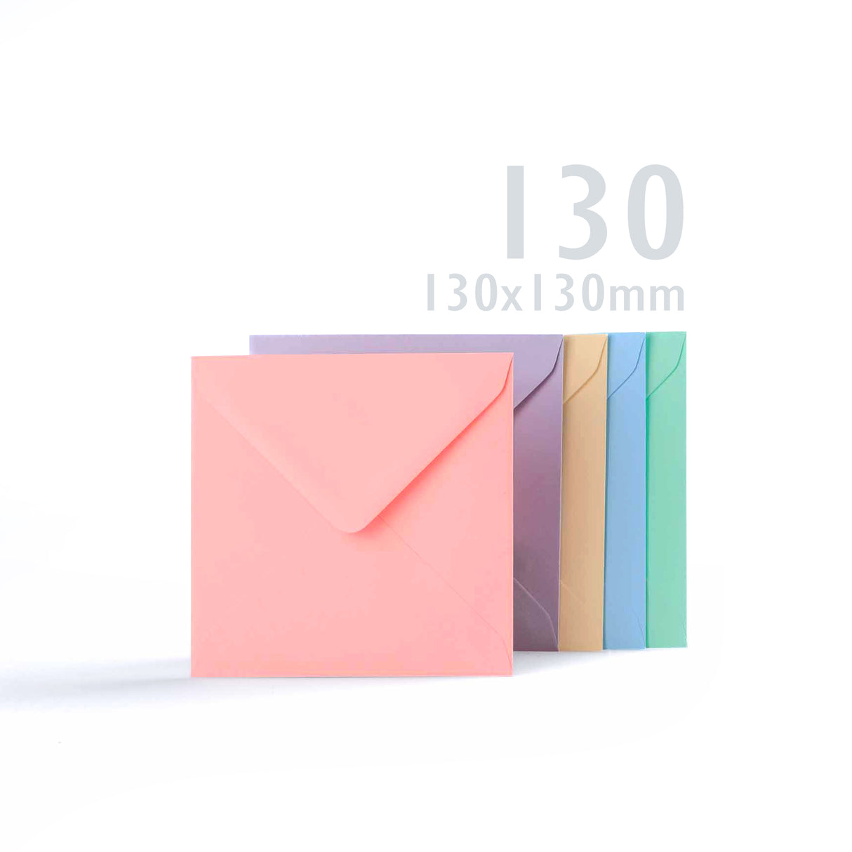 Ulike pastellfargede kort (225 g/m²) og konvolutter (100 g/m²)